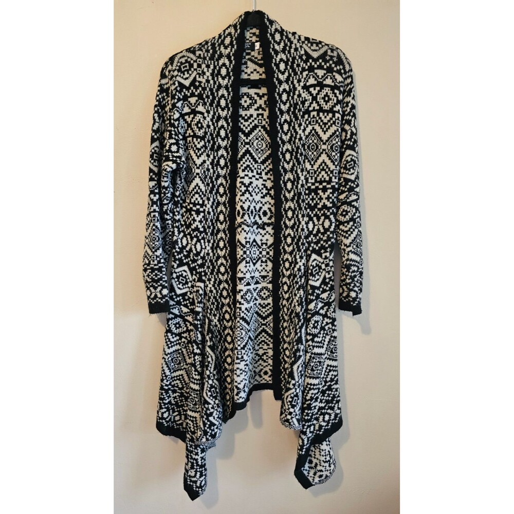 Remel Open Front Aztec design Cardigan Size M, casual, cozy